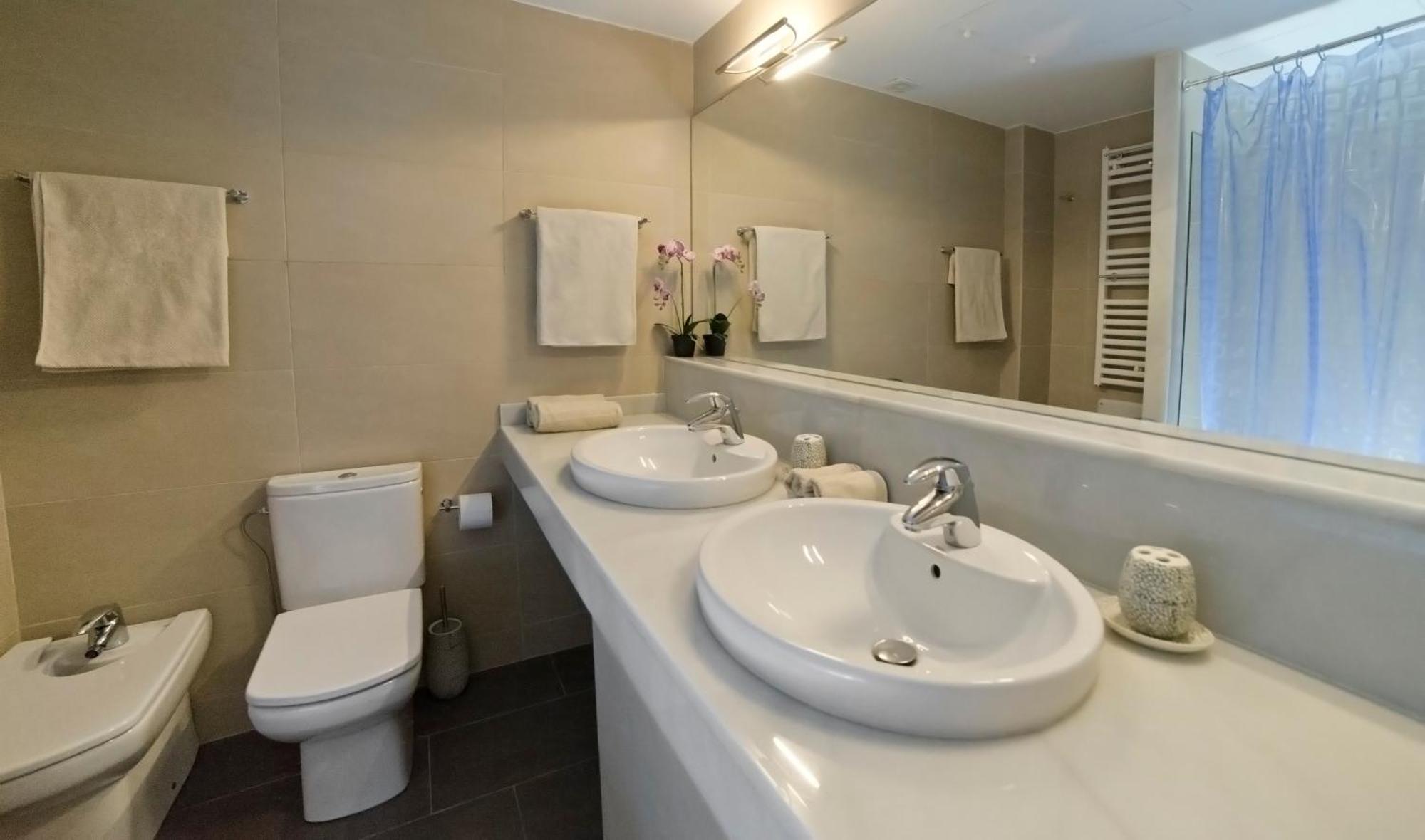 Duplex Moderno 3 Hab Parking, Vistas Al Mar Y Terraza Apartment Ситжес Екстериор снимка