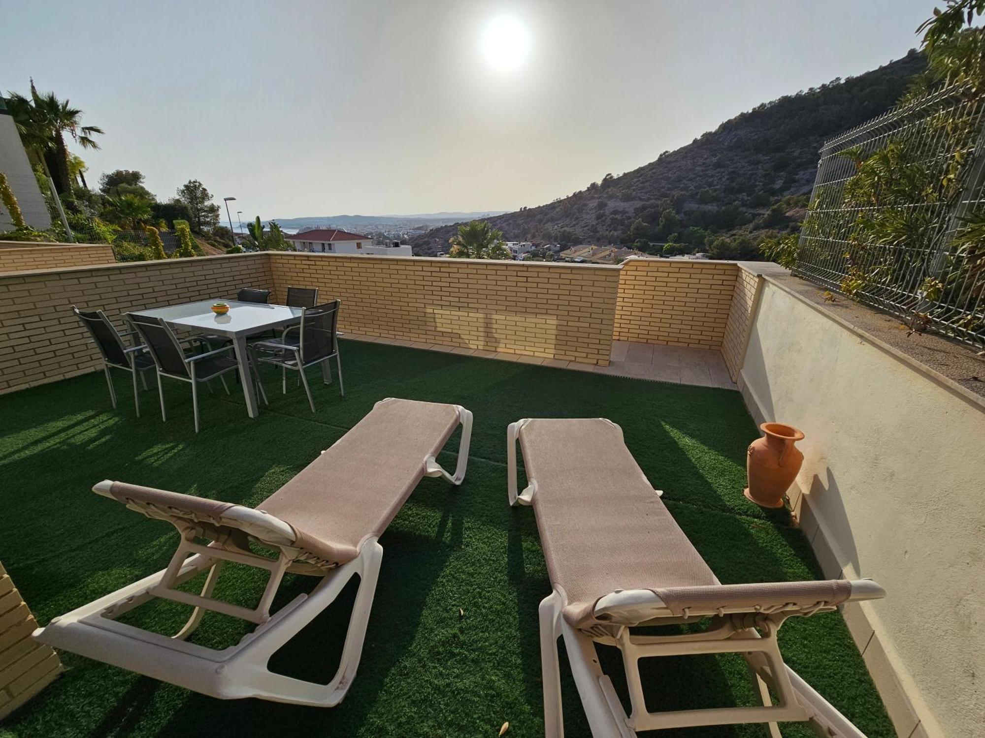 Duplex Moderno 3 Hab Parking, Vistas Al Mar Y Terraza Apartment Ситжес Екстериор снимка