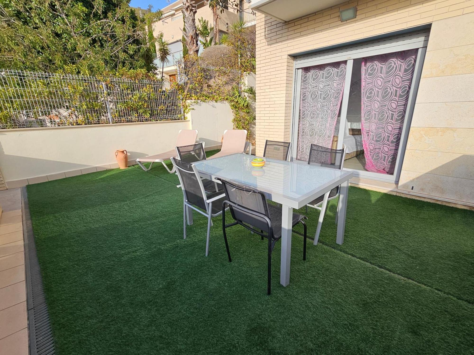 Duplex Moderno 3 Hab Parking, Vistas Al Mar Y Terraza Apartment Ситжес Екстериор снимка